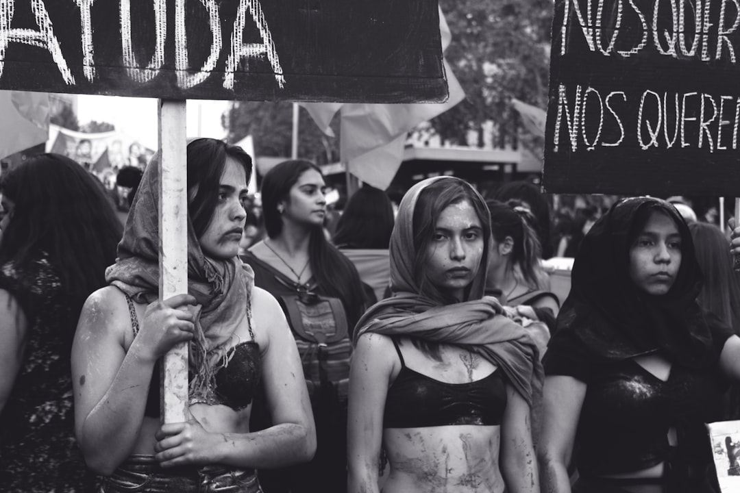 Mulheres Estão Descobrindo Seu Melhor Visual Antes de Ir ao Salão Com Essa IA